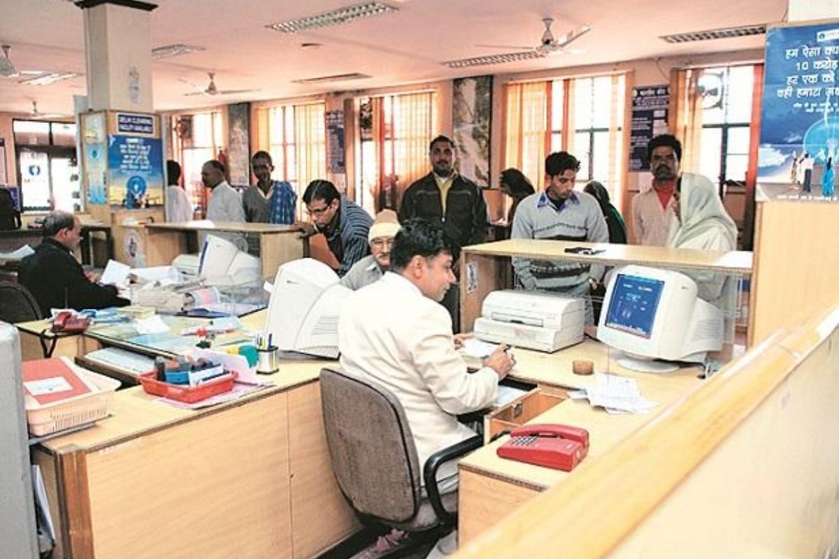 मोठी बातमी! आठवड्याला 12 तास काम, जास्त PF, कमी In Hand पगार; 1 जुलैपासून होणार 'हे' बदल?