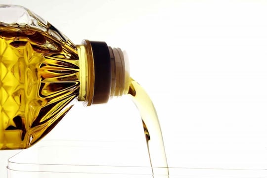 Cooking Oils: निरोगी आरोग्यासाठी ही आहेत बेस्ट कुकींग ऑईल; हृदय दीर्घकाळ राहील हेल्दी
