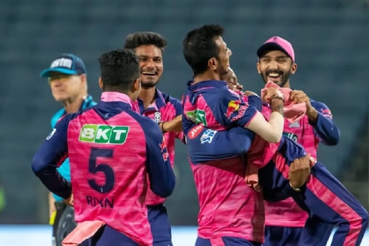 IPL 2022 : 20 वर्षांचा मुलगा ठरला RCB वर भारी, गिलख्रिस्ट आणि कॅलीसची केली बरोबरी