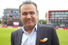 Sehwag ने संतापलेल्या Rohit च्या चाहत्यांची काढली समजूत, म्हणाला 'वडापाव हा...' Sehwag ने संतापलेल्या Rohit च्या चाहत्यांची काढली समजूत, म्हणाला 'वडापाव हा...'