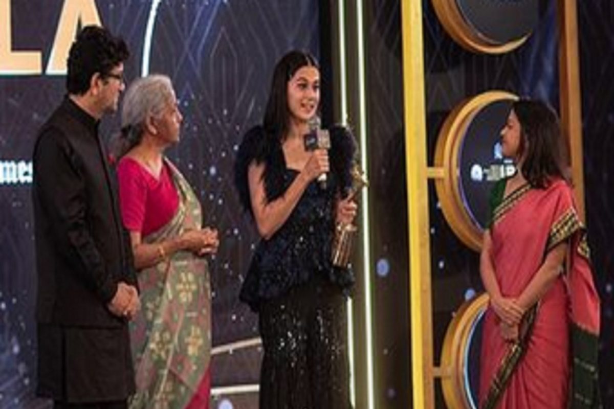 Taapasee Pannu ला बनायचं आहे 'मॅडम फायनान्स मिनिस्टर', काय आहे अभिनेत्रीची 'मन की बात'?