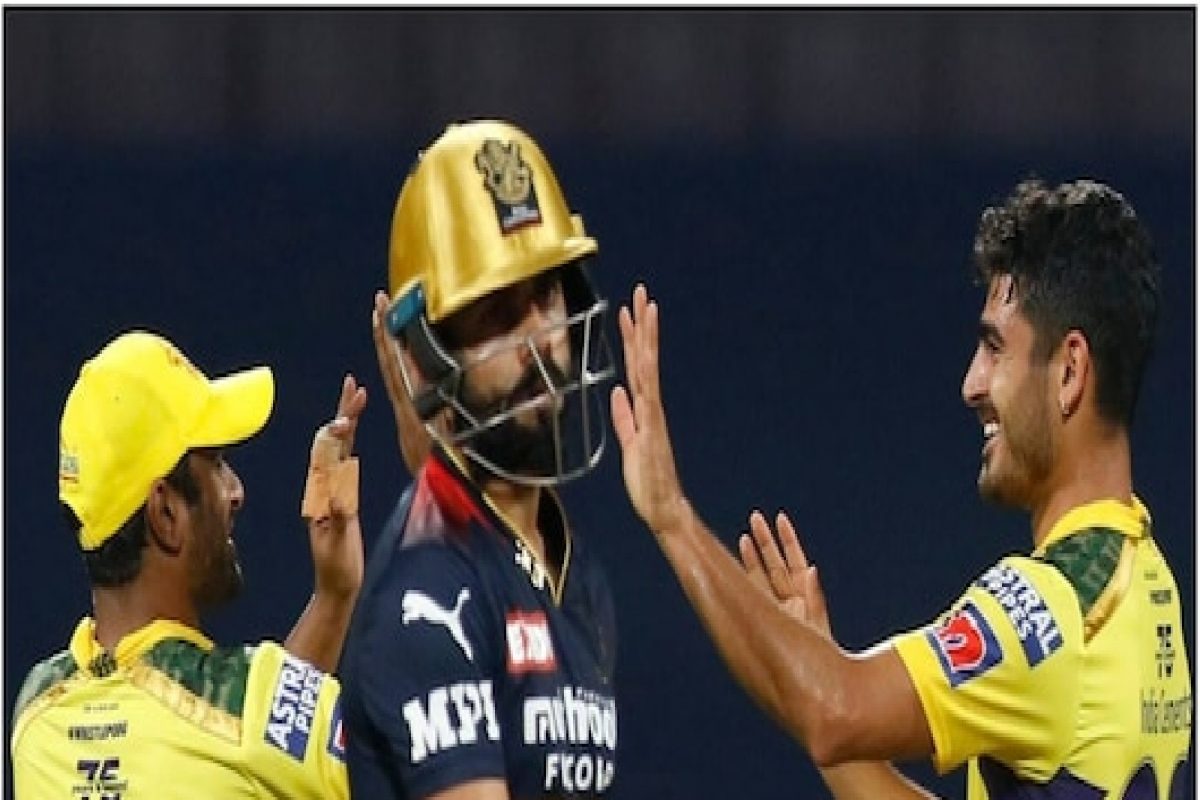 IPL 2022 : 17 बॉलमध्ये निश्चित झाला CSK चा विजय, RCB चे बॉलर्स विसरणार नाहीत 'ती' धुलाई