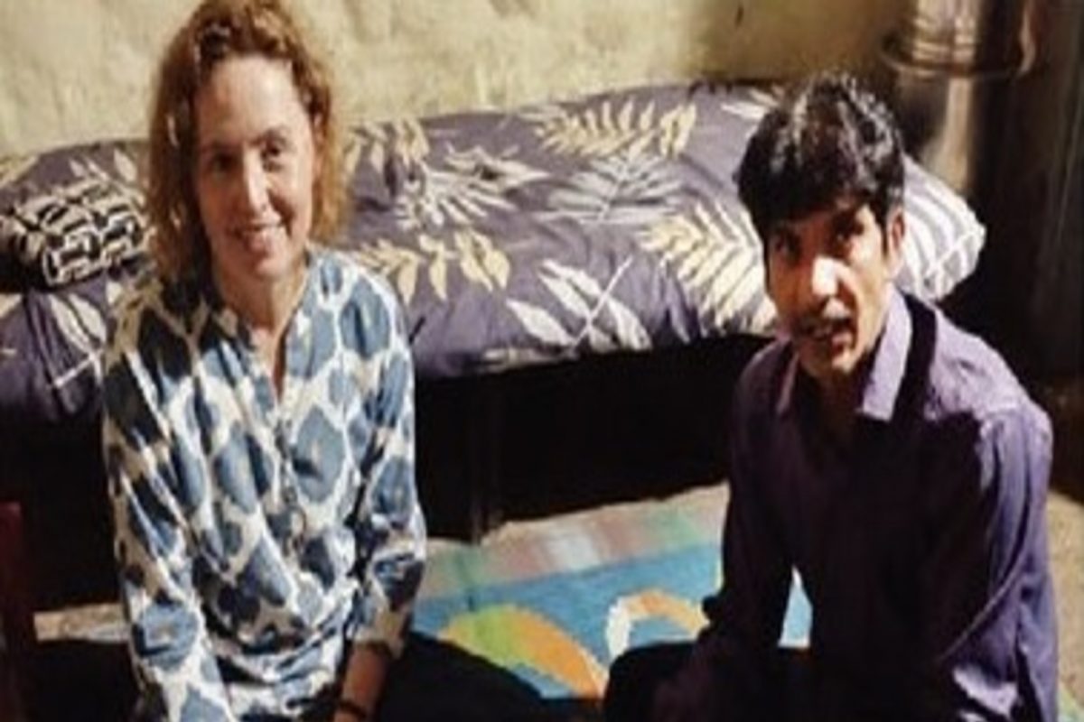 हा अनुभव जीवन बदलवून टाकणारा, रिक्षाचालकाच्या घरी बिर्याणी खाल्ल्यावर अमेरिकन महिलेची पोस्ट व्हायरल