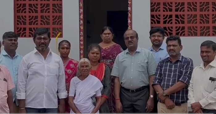 कमलथलची कथा शेअर करताना, महिंद्रा यांनी ट्विट केलं होतं, 'अशा विनम्र कहाण्यांपैकी एक, जी तुम्हाला आश्चर्यचकित करते आणि विचारते की, तुम्ही जे काही करता ते कमलथल सारख्या लोकांच्या कामाइतकेच प्रभावी आहे का?' (फोटो सौजन्य : twitter)