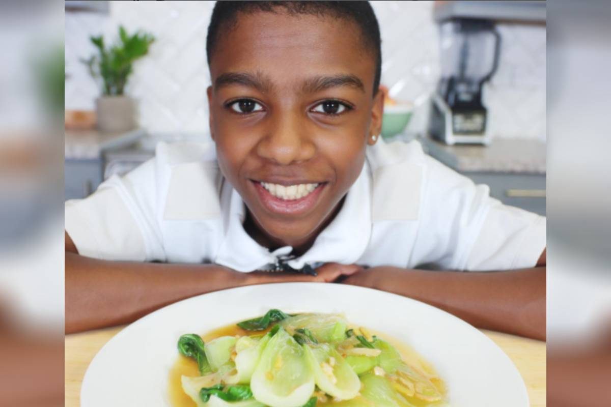 13 वर्षांच्या मुलाचा बिझिनेस फंडा! करतोय लाखोंची कमाई, पैसे कमवण्यासाठी शाळाही सोडली!