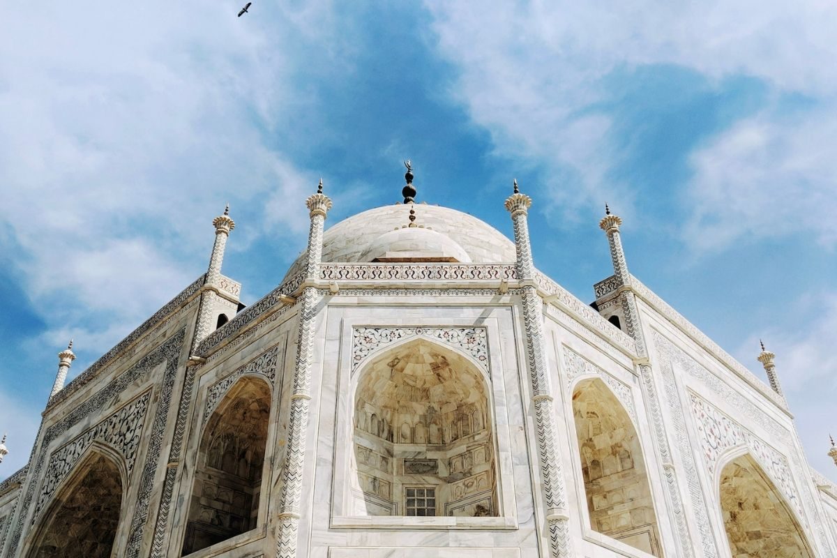 ताजमहालाविषयी मोठी बातमी! पुरातत्व विभागाने सांगितलं, 'याचिकेत म्हटल्याप्रमाणे त्या खोल्या..'