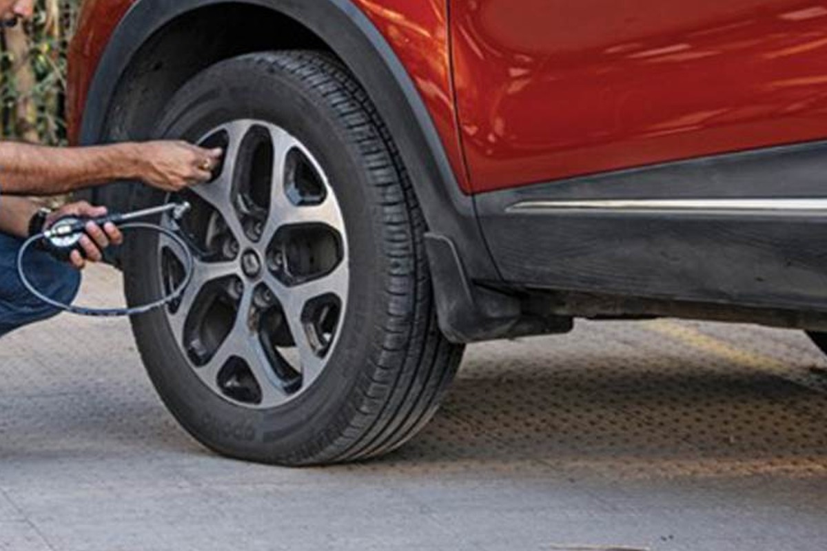 Summer car care: भीषण उन्हाळ्यात कारची अशी घ्या काळजी; रस्त्यात अचानक प्रॉब्लेम नाही होणार