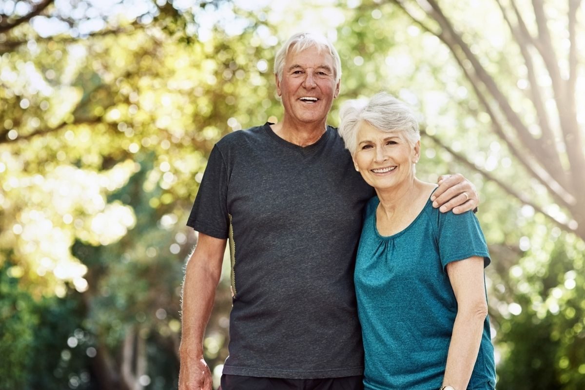 Healthy Life: निरोगी जीवनासाठी आजपासूनच या 8 सवयी लावून घ्या; कोणत्याही वयात राहाल तंदुरुस्त