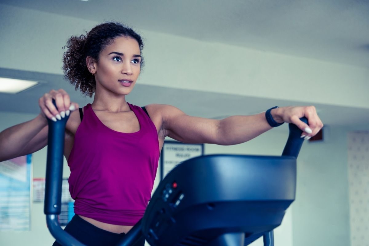 Fasted Cardio: रिकाम्या पोटी केला जाणारा हा व्यायाम प्रकार कधी आणि कोणी करावा