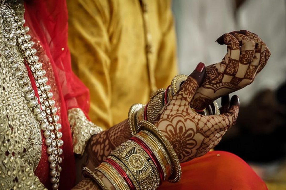 Vat Savitri Vrat: वट सावित्री दिवशी महिलांनी या 5 गोष्टींची काळजी घ्या; या चुका होऊ देऊ नका