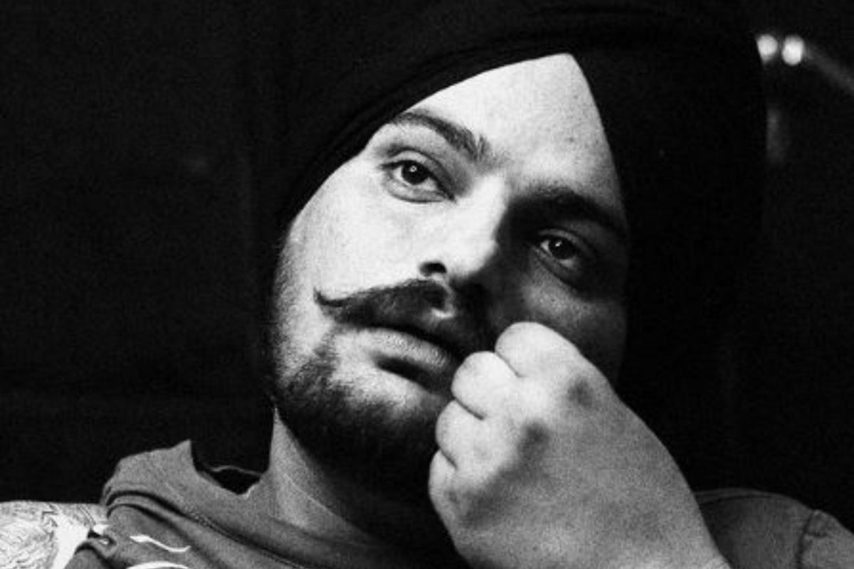 मूसेवाला यांनी मानसा मतदारसंघातून पंजाबची निवडणूक लढवली होती. आम आदमी पक्षाचे डॉ. विजय सिंगला यांनी त्यांचा 63,323 मतांनी पराभव केला.