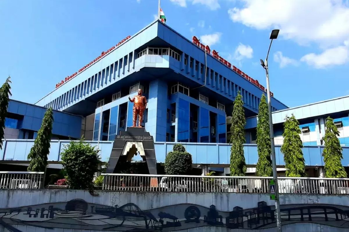 'ही' महापालिका ग्रॅज्युएट उमेदवारांच्या शोधात