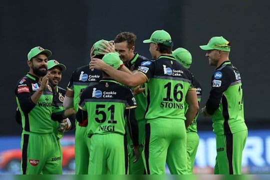 IPL 2022: RCB प्लास्टिकच्या बाटल्यांची जर्सी घालून मैदानात उतरणार! 2011 पासूनची परंपरा; हे आहे कारण