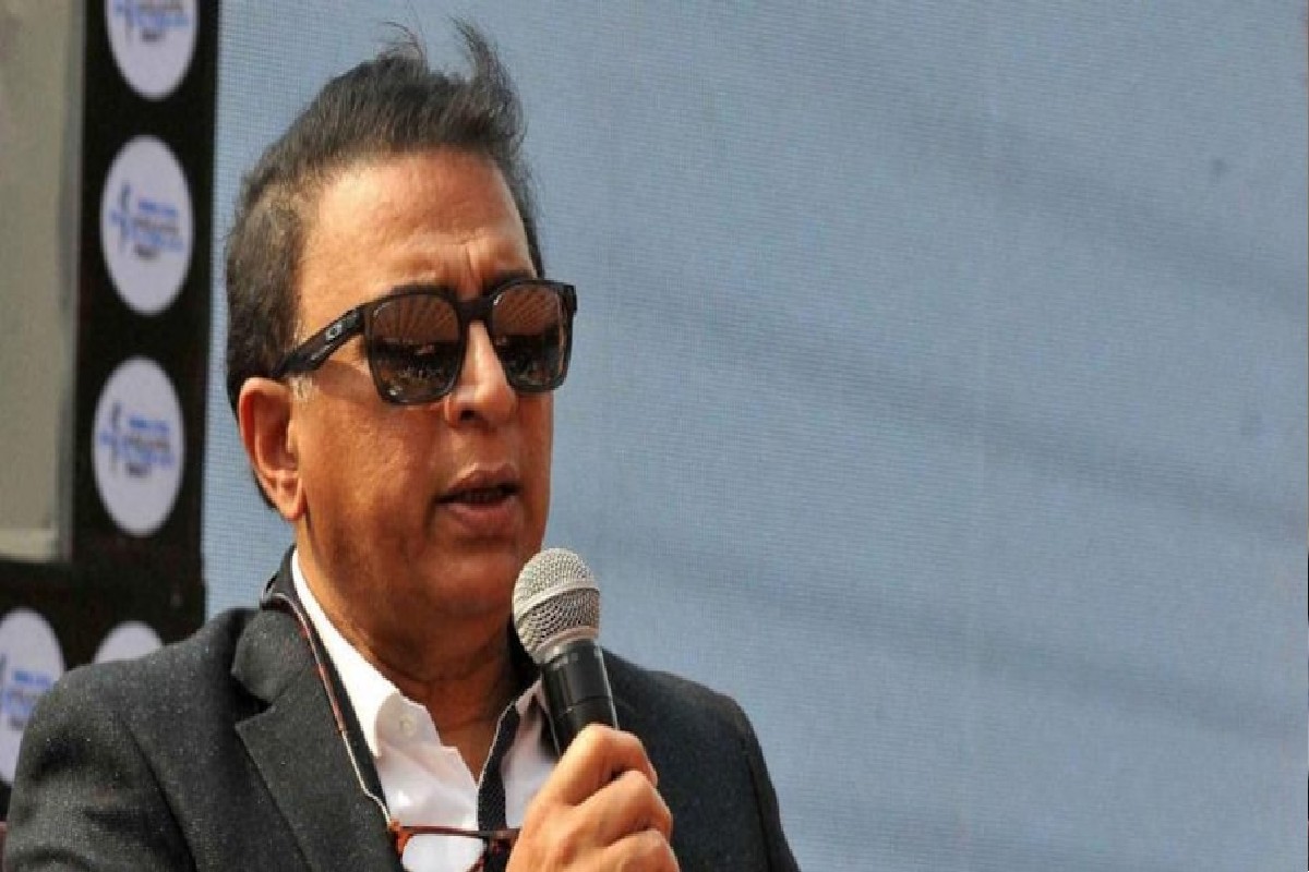 IPL 2022 : गावसकर यांच्या वक्तव्यानं नवा वाद, कॉमेंट्री पॅनलमधून हटवण्याची मागणी