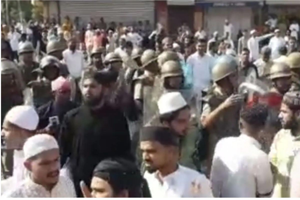 कुठे जमावबंदी तर कुठे दगडफेक अन् जाळपोळीच्या घटना; ईदच्या दिवशी देशभरात तणावाचं वातावरण