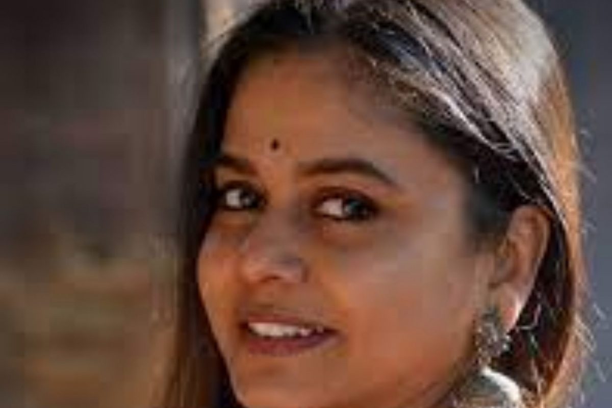 हेमांगी कवीनं हेक्टिक शेड्युवर शोधला रामबाण उपाय ! तब्ब्ल 16 तास केलं 'हे' काम