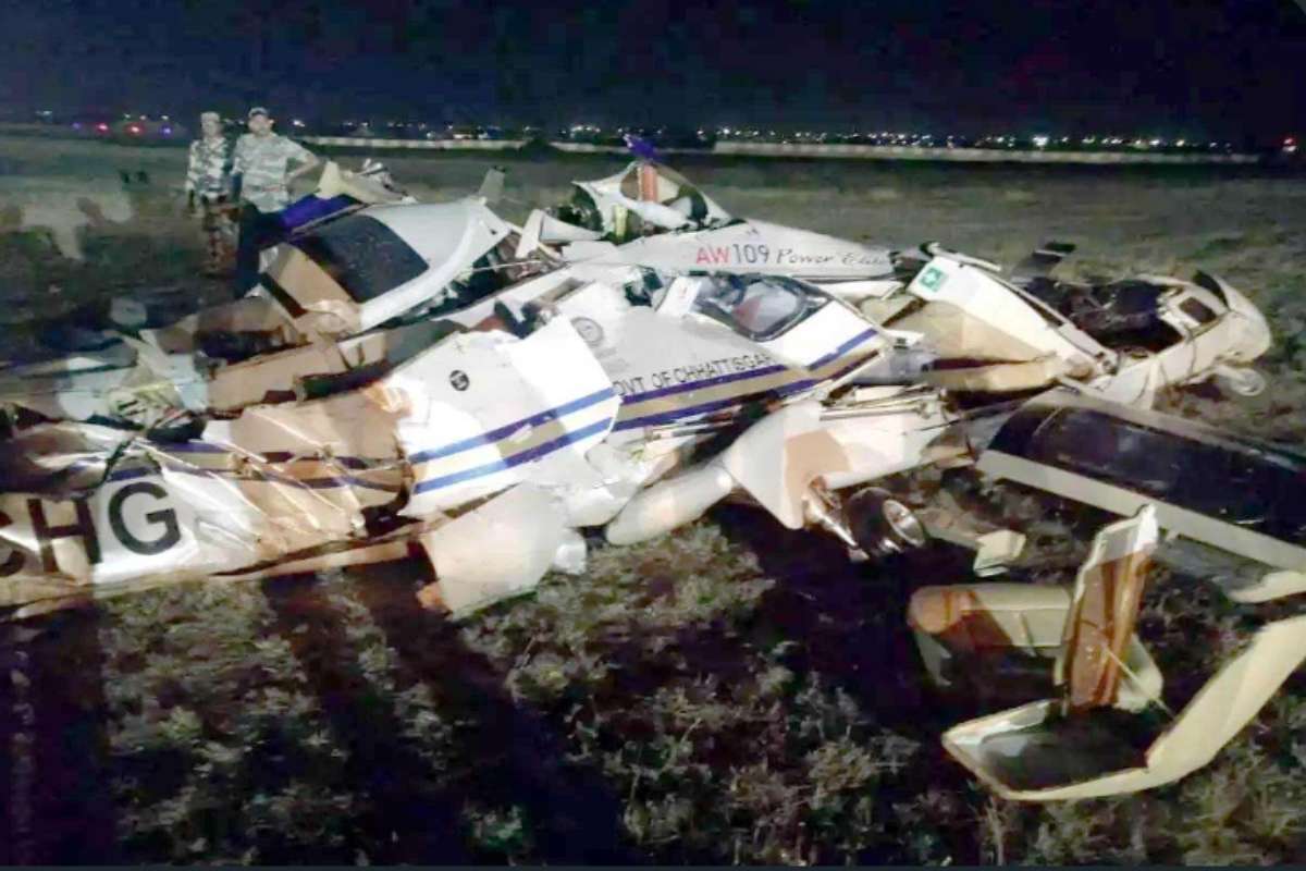 Raipur Helicopter Crash : छत्तीसगडमध्ये मोठी दुर्घटना, रायपूर विमानतळावर हेलिकॉप्टर क्रॅश