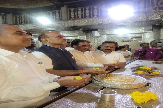 Live Updates: केंद्रीय मंत्री भागवत कराडांनी घेतलं दगडूशेठ हलवाई गणपतीचं दर्शन