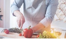 मी आणि आई : शेवटी मी आईचा Co-Cooking Partner झालो! मी आणि आई : शेवटी मी आईचा Co-Cooking Partner झालो!