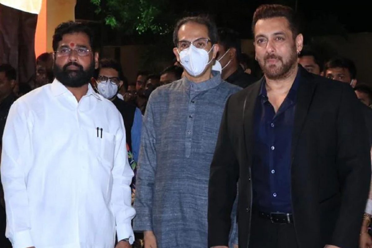 ...म्हणून धर्मवीरच्या ट्रेलर लाँचवेळी Salman Khan ने स्टेजवर काढले शूज, चाहते करतायंत कौतुक; पाहा VIDEO