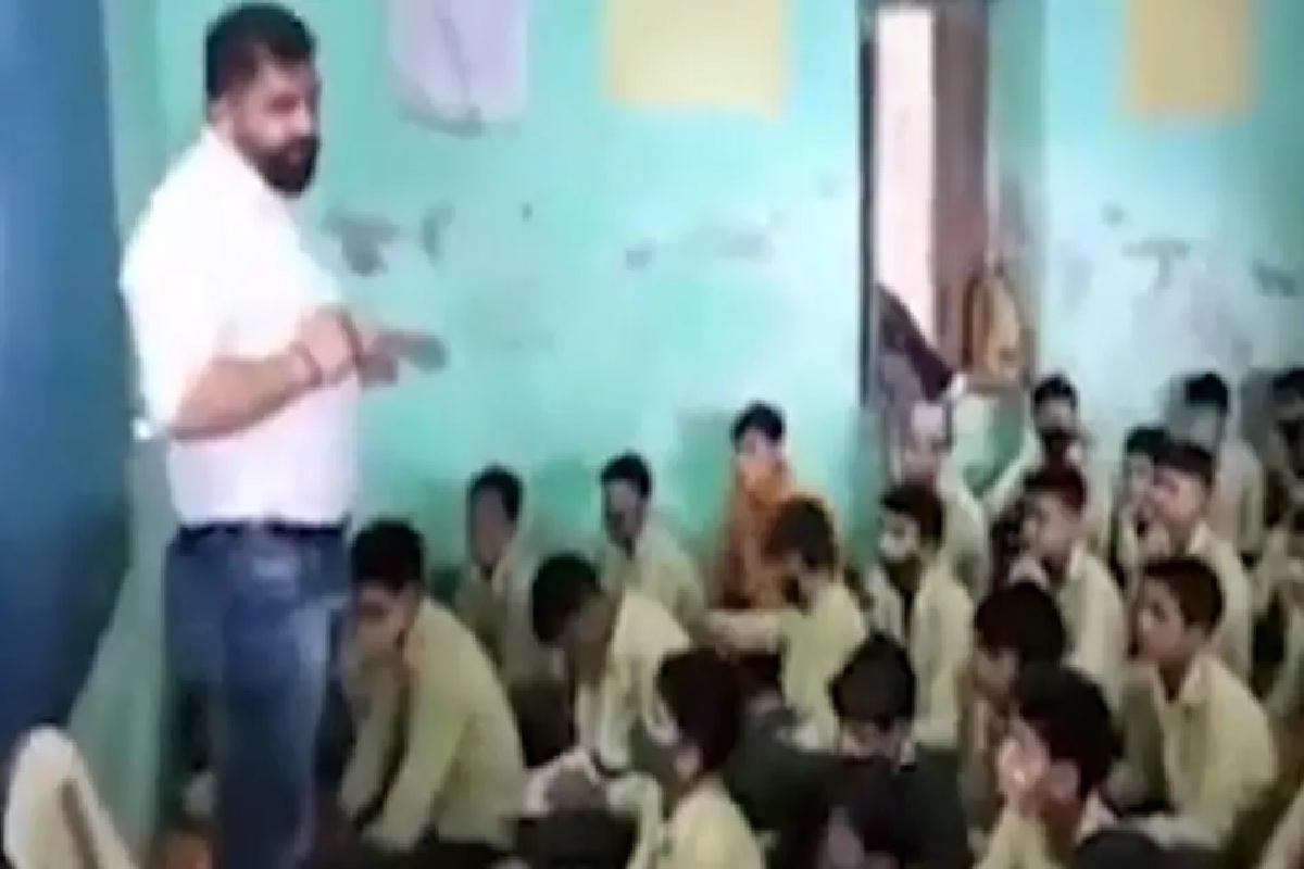 उपसभापतींचा प्रताप, भर वर्गात सर्वांसमोर शाळकरी विद्यार्थ्याला लगावली कानशिलात