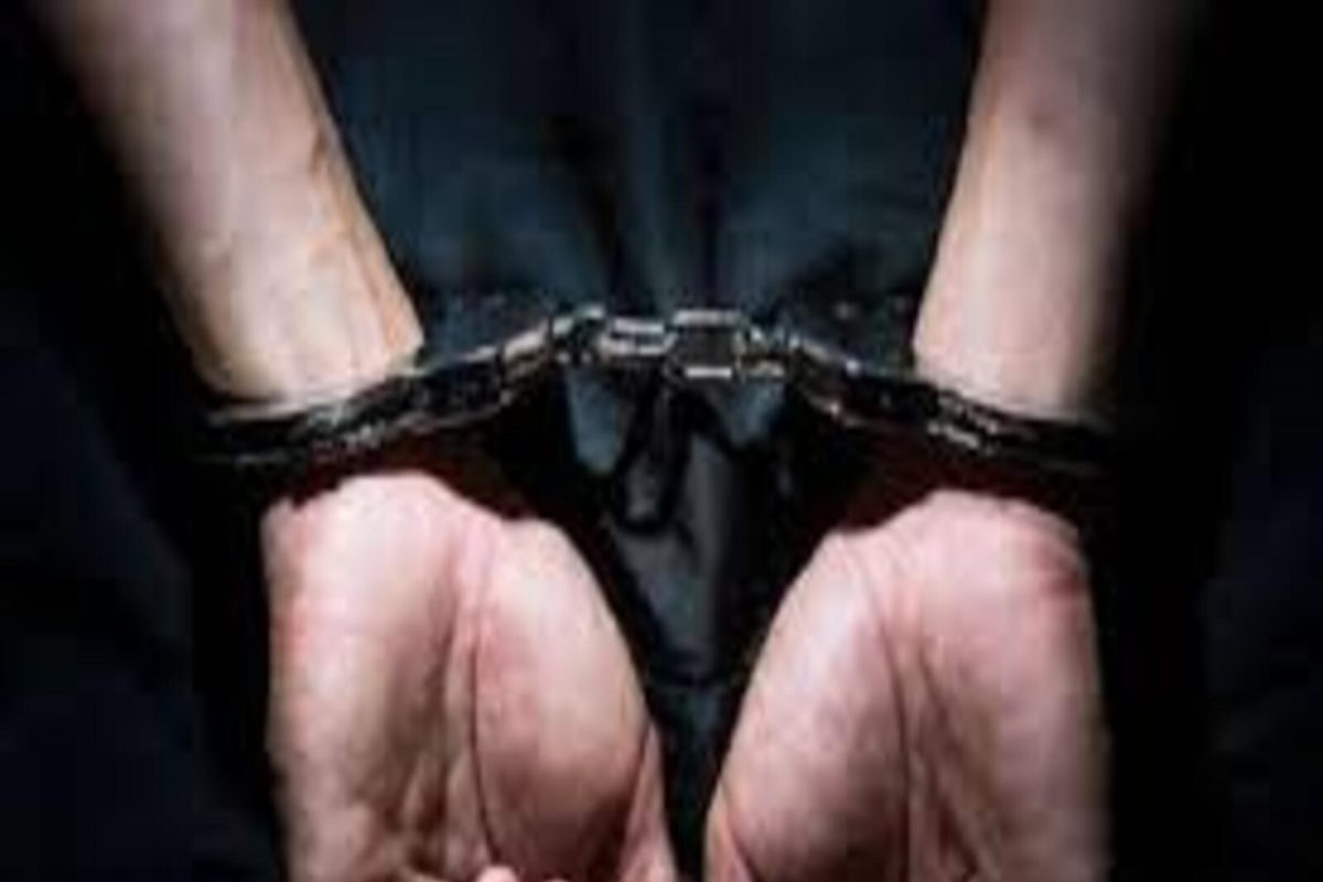 Fraud with Farmers : शेतकऱ्यांना फसवल्याचे प्रकरण, नायब तहसीलदार अडकला पोलिसांच्या जाळ्यात