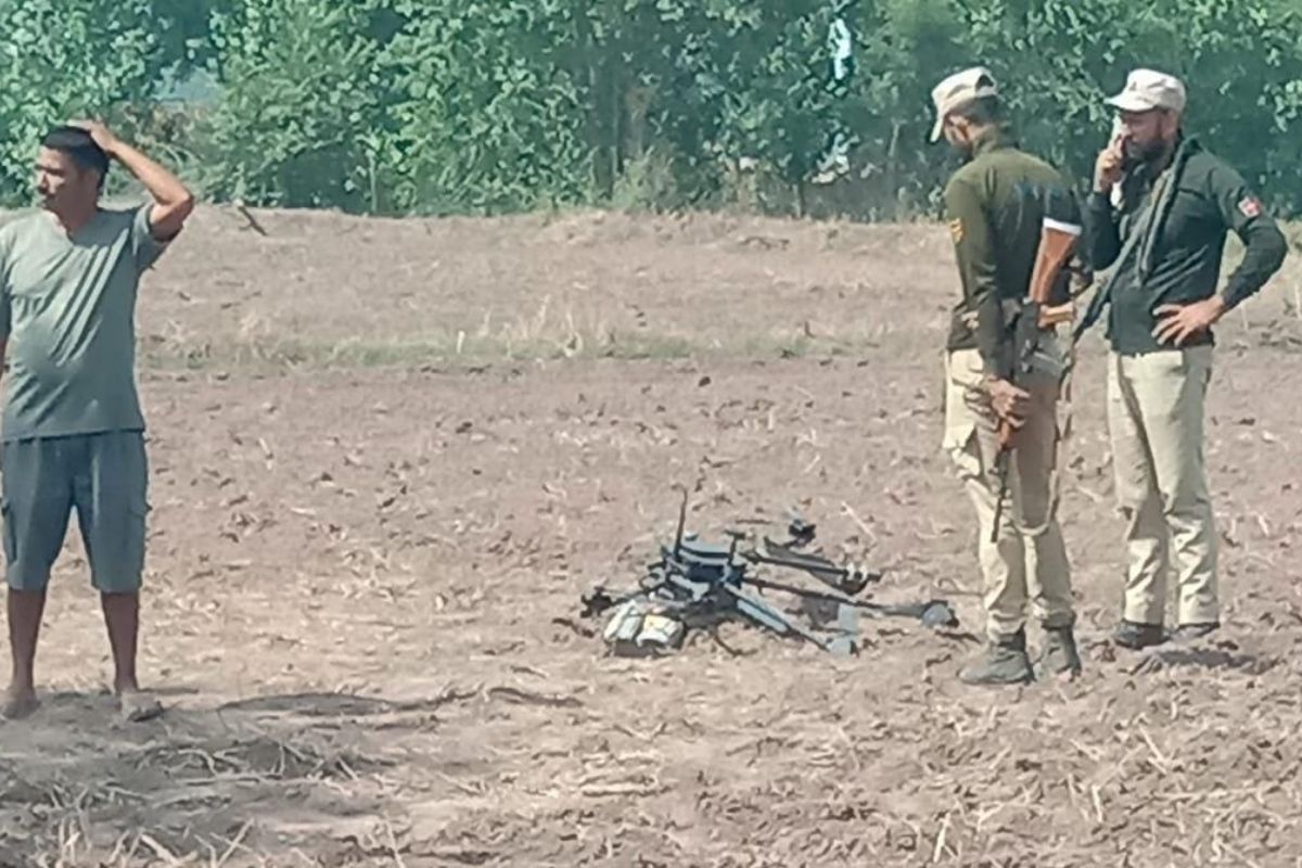 मोठी बातमी! अमरनाथ यात्रेवर दहशतवादी हल्ल्याचं सावट? ड्रोनमध्ये सापडले बॉम्ब