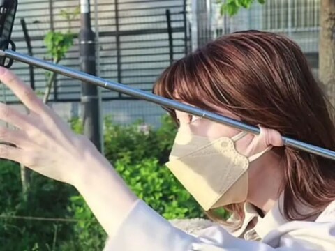सध्या या जपानी महिलेनं (Japanese Women) इंटरनेटवर खळबळ उडवली आहे.