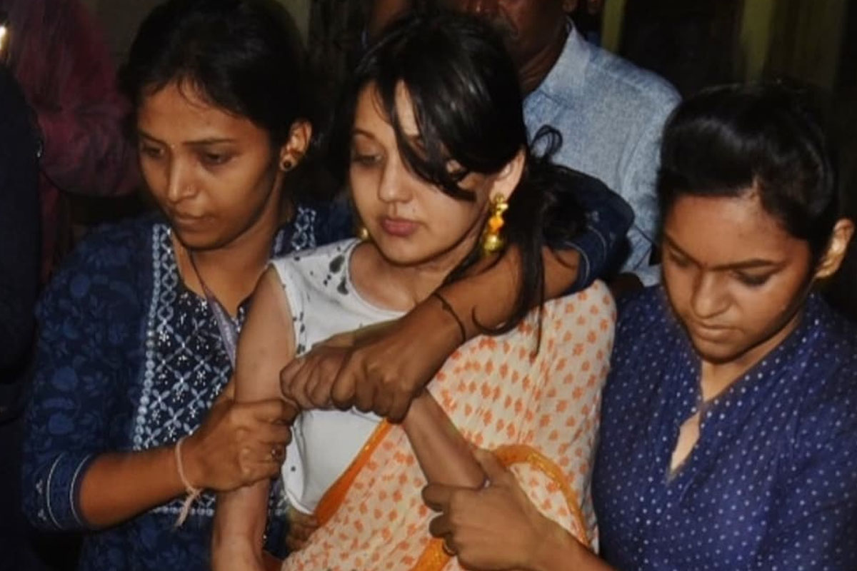 यासाठी तिचा मोबाईल फॅारेन्सिक चाचणीकरता पाठवणार आहे. तसंच तिने फेसबुकवर केलेली पोस्ट ही २०२० ची होती, ती आता का शेअर केली?