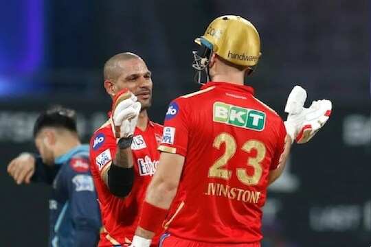 IPL 2022 : लिव्हिंगस्टोनने लगावला सर्वात लांब SIX, थक्क झालेला राशिद जवळ आला आणि...VIDEO