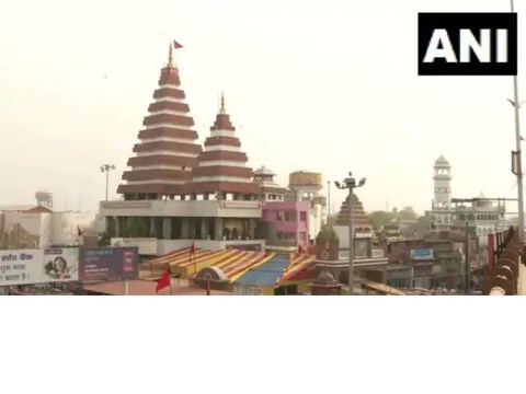 सध्या देशभरात हिंदू-मुस्लिमांमध्ये विभाजन करण्याचा प्रयत्न केला जात आहे. अशावेळी सर्वसामान्य नागरिकांच्या मनातील भावना स्पष्ट, प्रामाणिक आणि एकमेकांसोबत चालणारी आहे. 