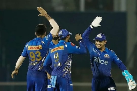 IPL 2022 : गुजरातला हरवल्यानंतर आणखी 3 टीम मुंबईच्या निशाण्यावर, कुणाचं स्वप्न होणार भंग?