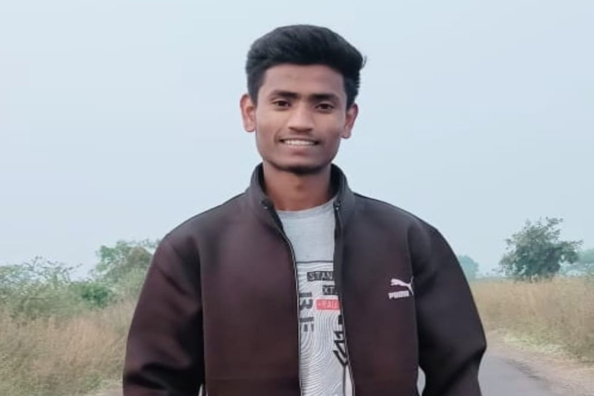 वैद्यकीय तपासणीसाठी तो नांदेडला आला होता. पण मित्रासोबत पोहोण्यासाठी गेला असता ही दुर्दैवी घटना घडली.