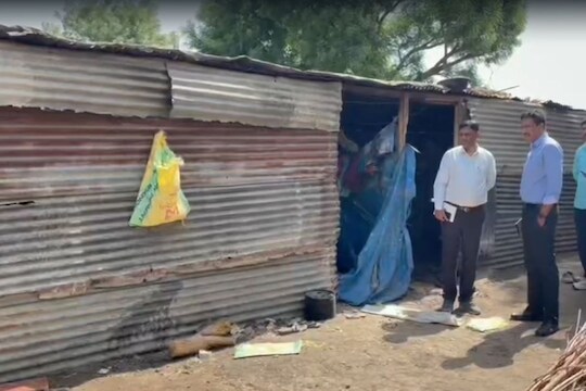 ही घटना दौलताबाद पोलीस ठाणे हद्दीतील करोडी शिवारात शुक्रवारी मध्यरात्री दीड वाजेच्या सुमारास घडली.