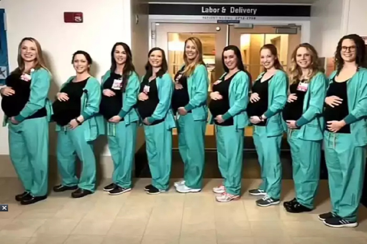 या हॉस्पिटलच्या 11 नर्स एकाचवेळी राहिल्या प्रेग्नंट; दोघींची तर डिलिव्हरी डेट पण आहे सेम