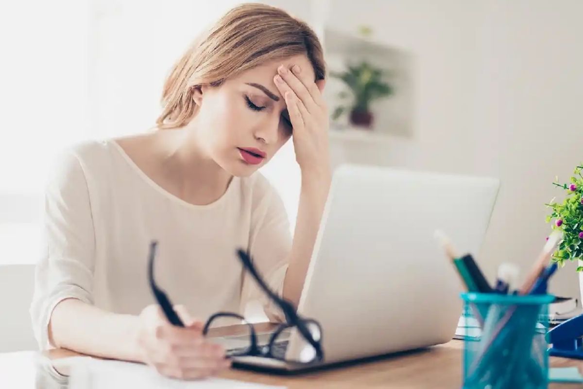 या सवयी तुम्हालाही असतील तर आताच सावध व्हा