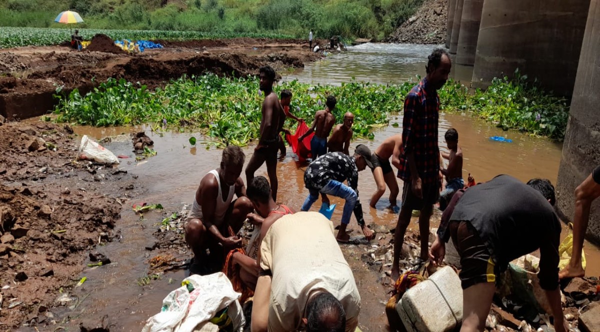 panchganga river pollution : सीएम उद्धव ठाकरेंच्या आदेशाला कोल्हापूर प्रदूषण नियंत्रण मंडळाने दाखवली केराची टोपली, पंचगंगा पुन्हा प्रदूषित