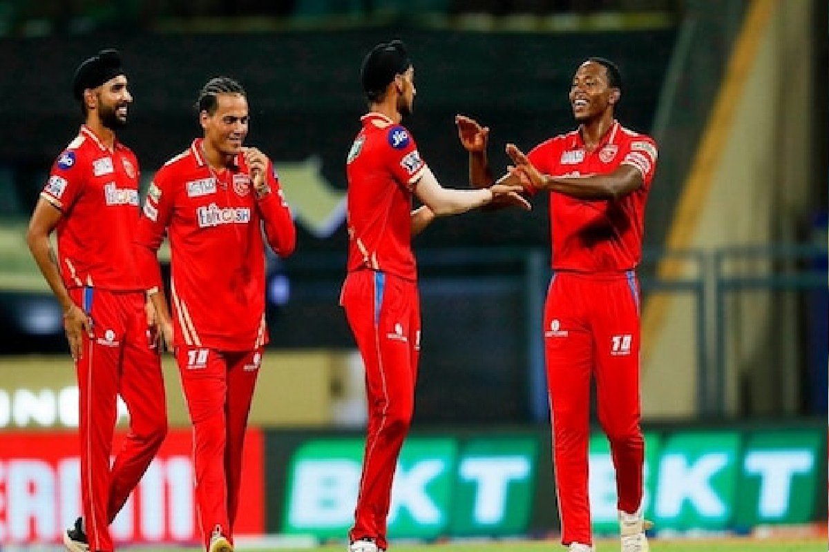 IPL 2022 Points Table : पंजाबच्या विजयानं वाढली रंगत, जाणून घ्या Play off चं समीकरण