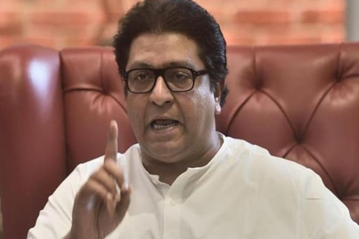 राज ठाकरे यांना उपचार करून हॉस्पिटलमधून डिस्चार्ज देण्यात आला आहे. त्यांच्यावर बुधवारी शस्त्रक्रिया पार पडणार होती