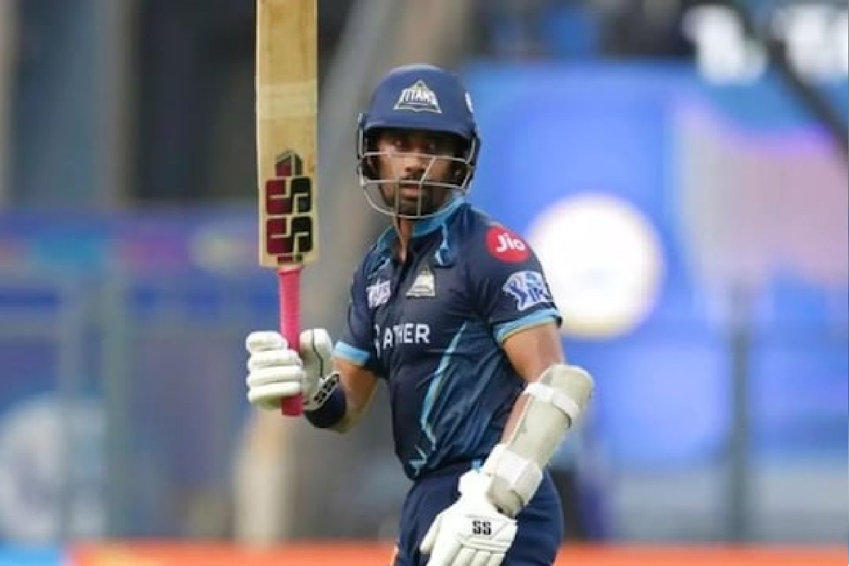 IPL 2022 दरम्यान ऋद्धीमान साहानं सोडली टीमची साथ, WhatsApp  Group मधूनही बाहेर