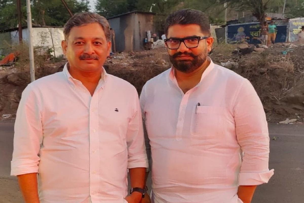 शिवरायांच्या 'स्वराज्या'साठी छत्रपती घराण्याचे दोन भाऊ एकत्र येणार? बोलका फोटो, राजकीय वर्तुळात खळबळ