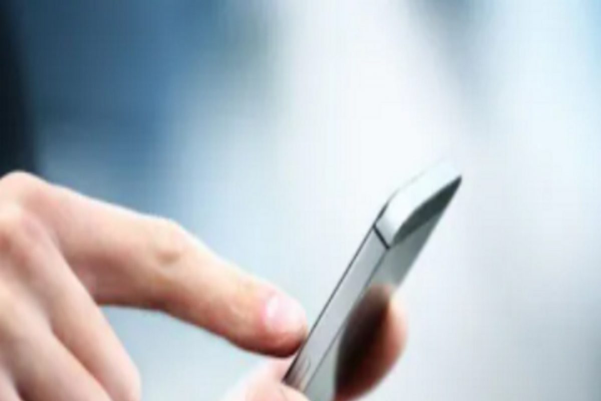 15 लाखहून अधिक Apps हटवले जाणार? Apple आणि Google चा इशारा, पाहा काय आहे कारण