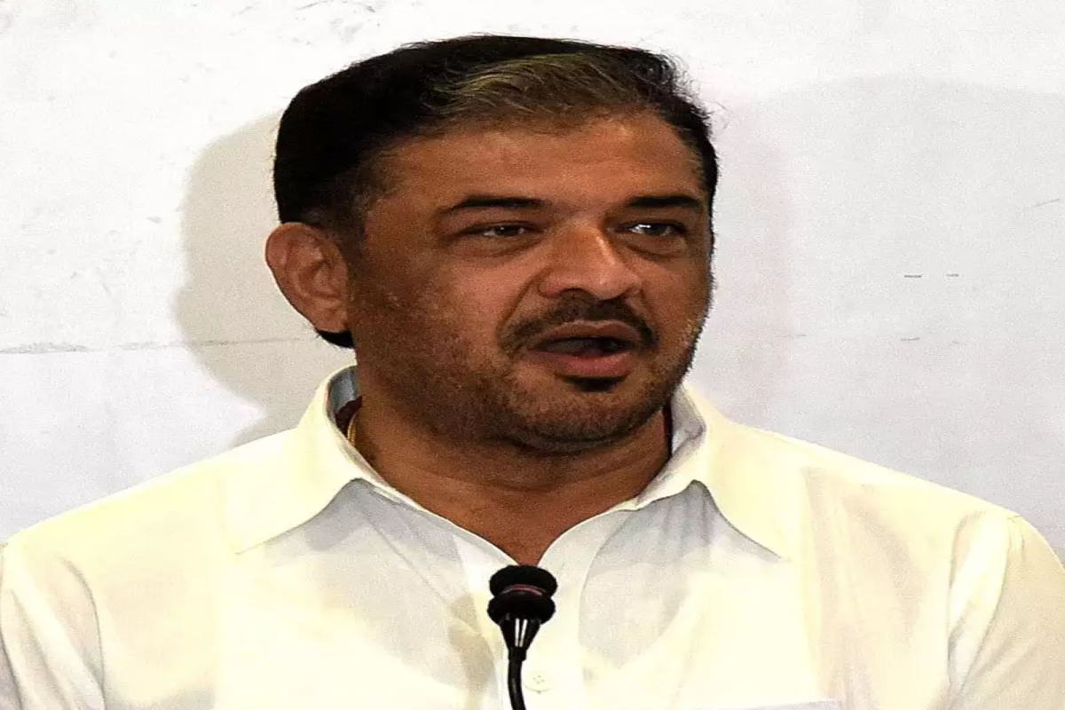 Cotton growers in Vidarbha : कापूस उत्पादकांना संकटापासून वाचण्यासाठी मंत्री सुनील केदारांनी आखला प्लॅन