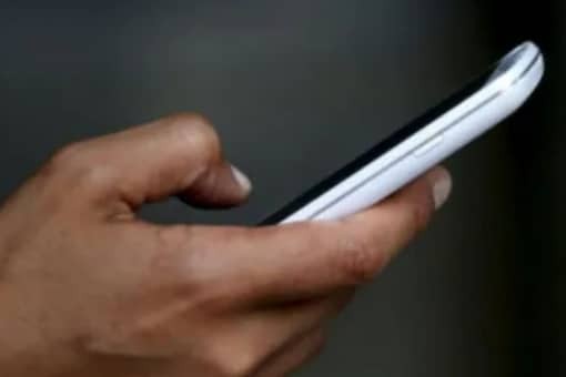 कोणत्याही अॅपशिवाय समजणार अनोळखी फोन नंबरचे नाव! 'ट्राय' उभारणार खास यंत्रणा