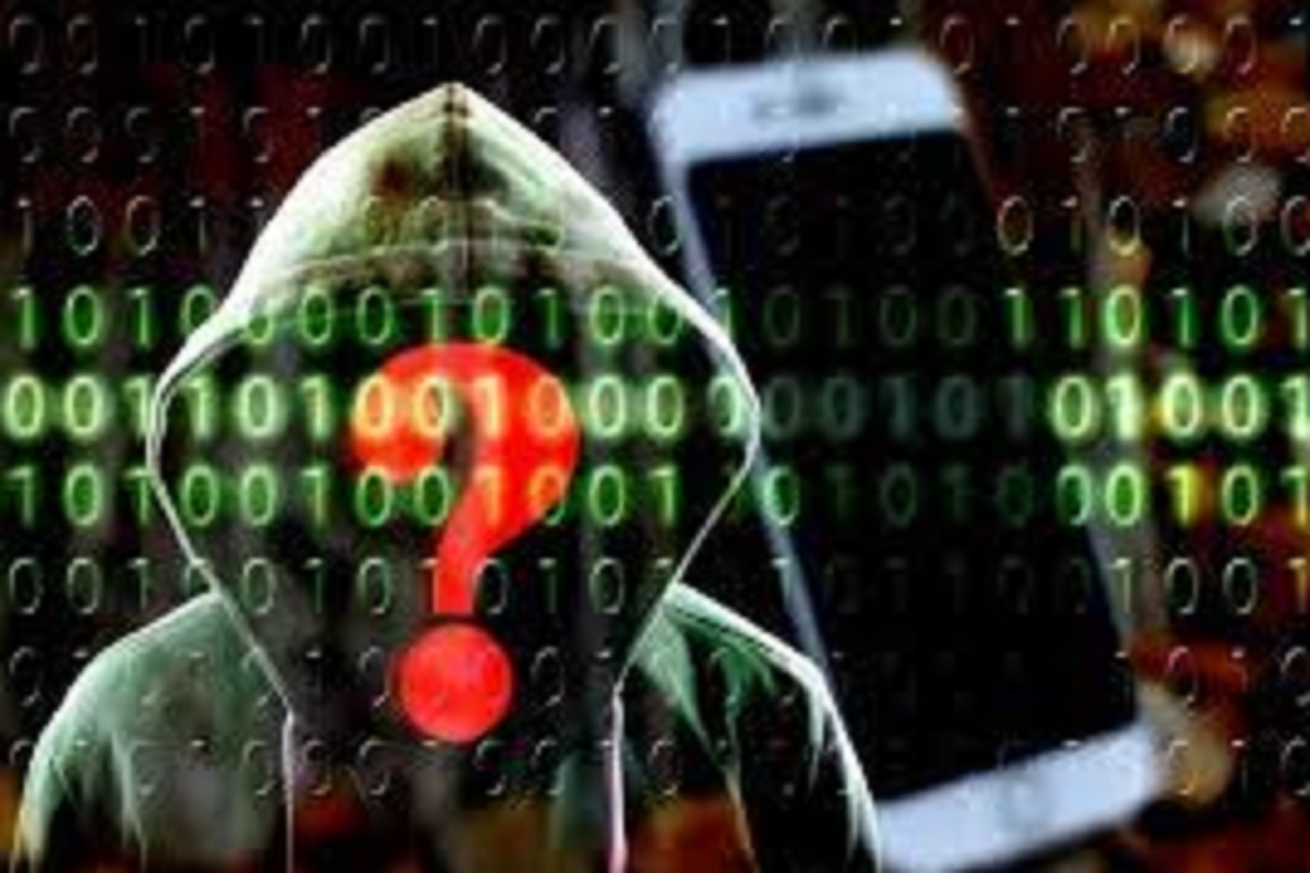 Smartphone Alert! हे Apps तुमच्या फोनमध्ये असल्यास लगेच करा डिलीट, बसेल मोठा फटका