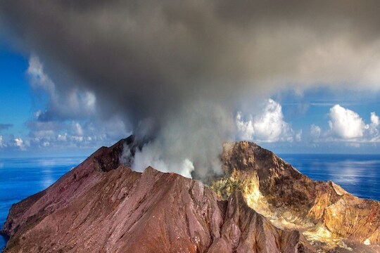 आपण चक्रीवादळासारखा ज्वालामुखीच्या उद्रेकाचा अंदाज का लावू शकत नाही?