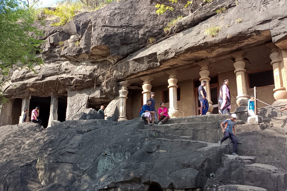 नाशिक मधील विशेष पर्यटन स्थळ पांडवलेणी...