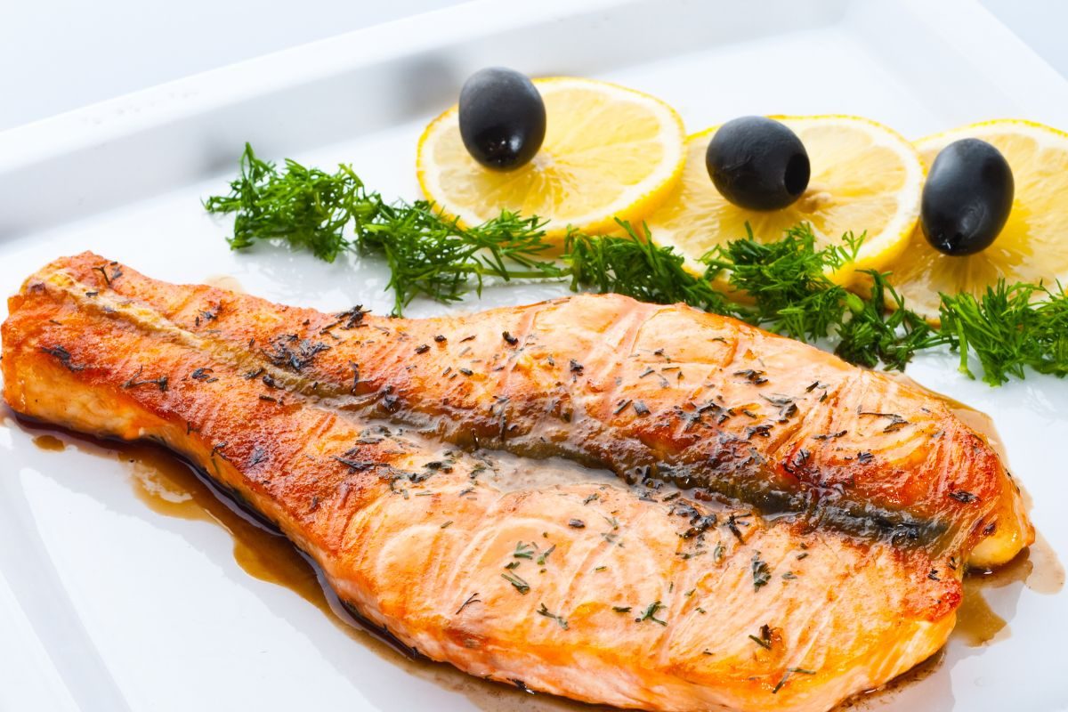 मासे खाल्ल्याने त्वचेचा कर्करोग होण्याचा धोका वाढतो? नवीन संशोधन काय सांगतंय पाहा