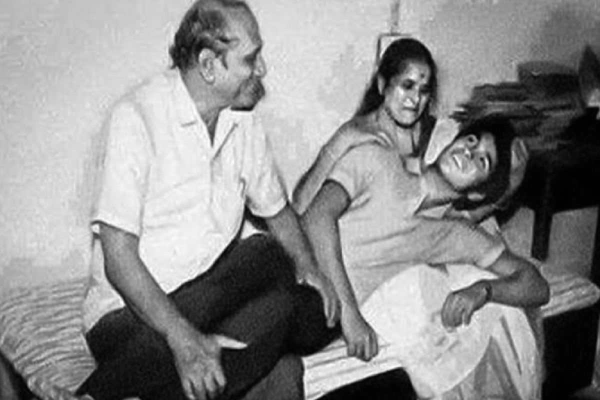 एक वेगळीच शक्ती जाणवते! सचिनने शेअर केली Fathers day निमित्त वडिलांच्या झोपाळ्याची खास आठवण