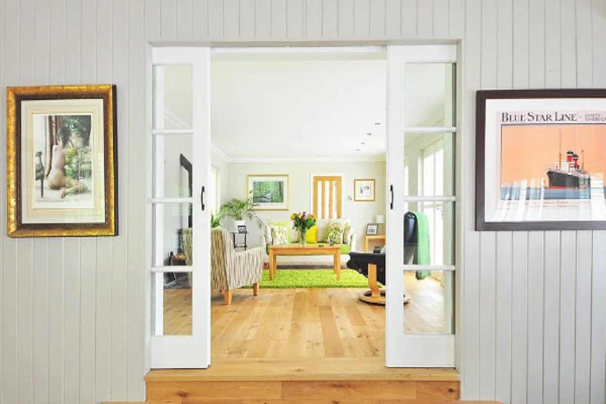 Vastu Tips: घरातील या 3 जागांची घ्या विशेष काळजी; लाख प्रयत्नांनीही पैसा नाही राहत